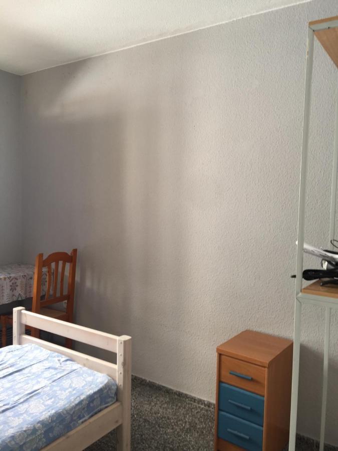 Habitación Renfe Alicante Exterior foto